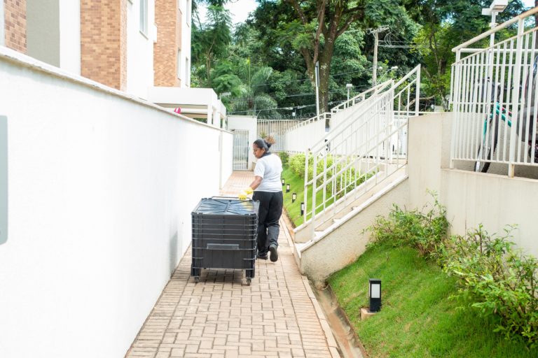Terceirização sob medida - Cefram Conservadora BH